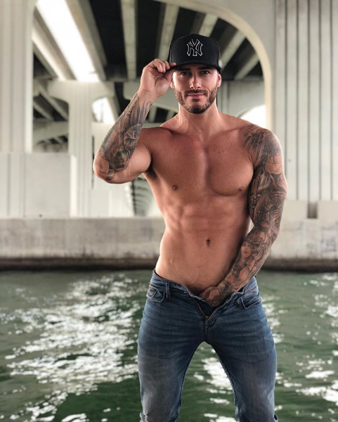 Chabot model mike Mike Chabot